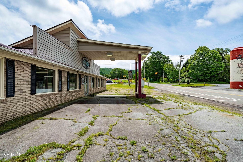 Photo #3: 9854 Highway 421 N 