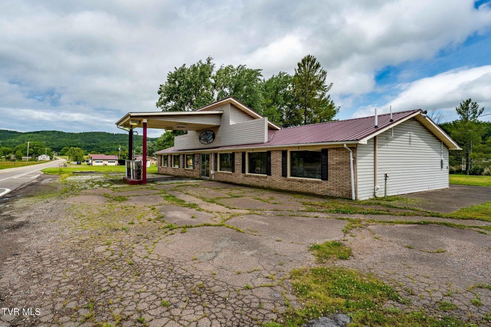 Photo #9: 9854 Highway 421 N 