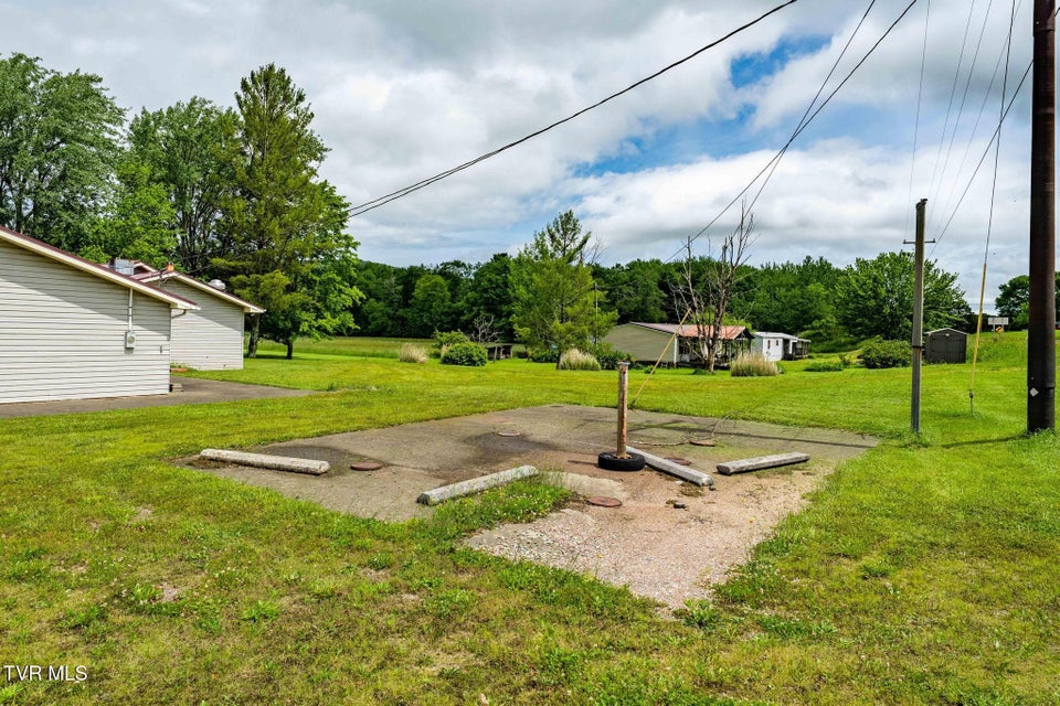 Photo #11: 9854 Highway 421 N 