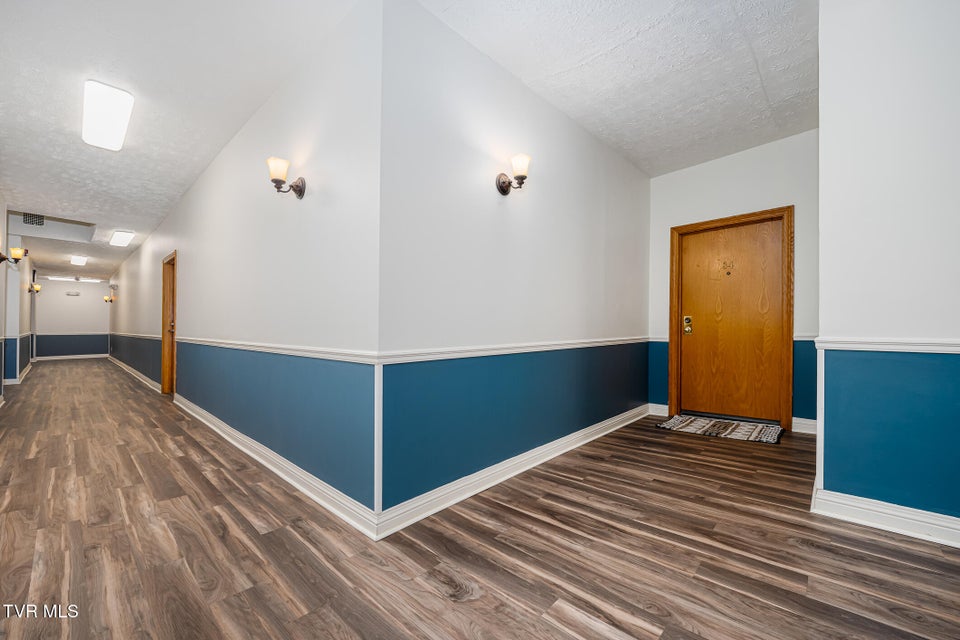 Photo #17: 701 Locust Street