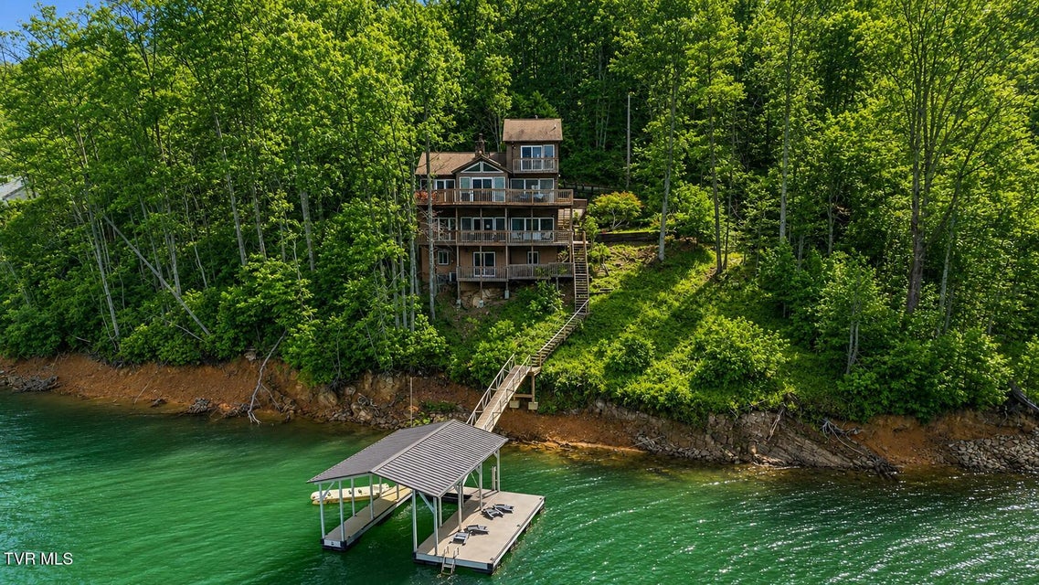 Photo #8: 310 Cove Ridge Lane
