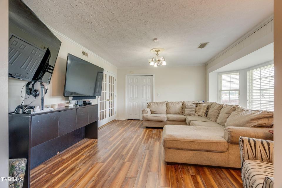 Photo #6: 1801 Hermitage Drive