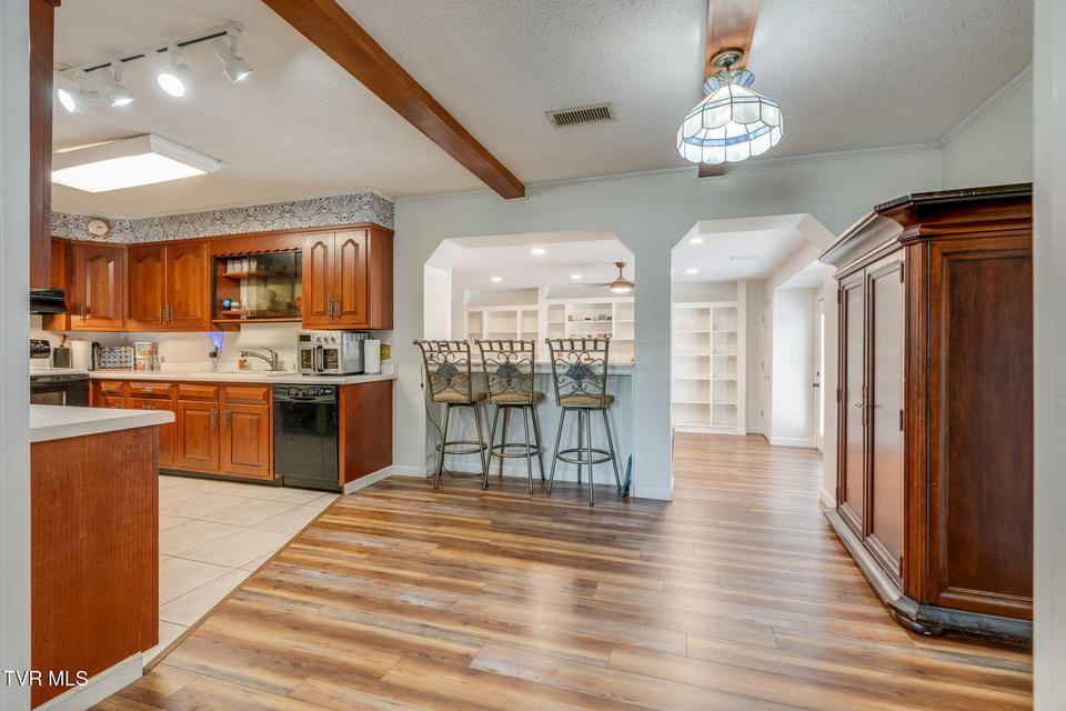 Photo #9: 1801 Hermitage Drive