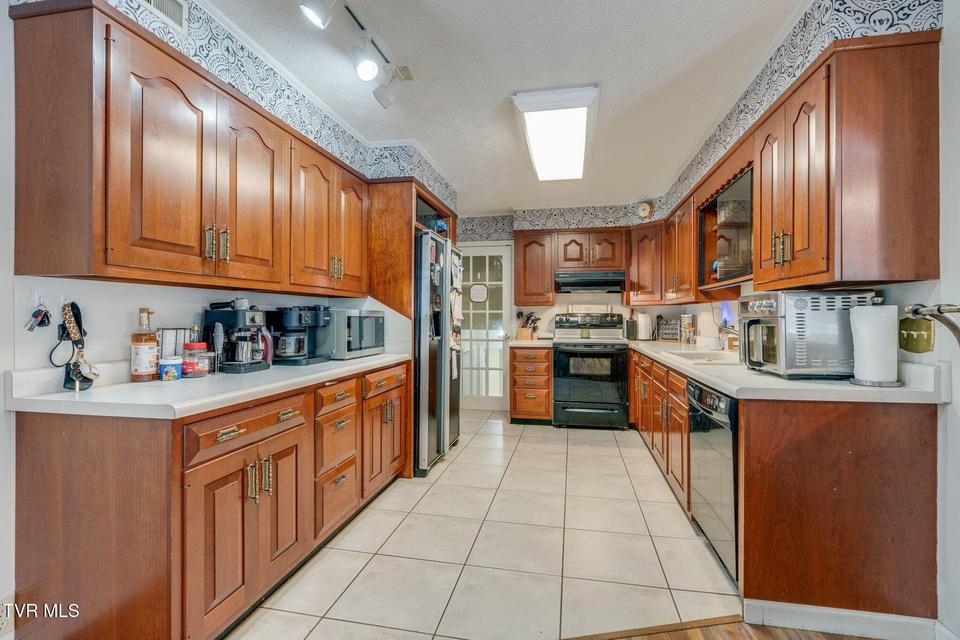 Photo #10: 1801 Hermitage Drive
