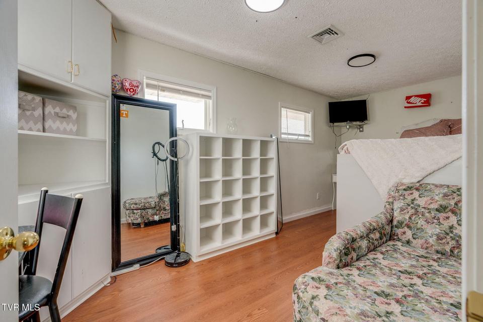 Photo #38: 1801 Hermitage Drive