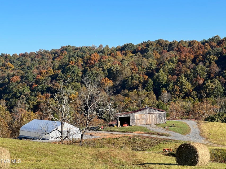 Photo #4: 21570 Alvarado Road
