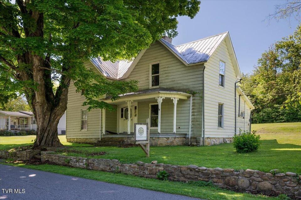 Photo #45: 21570 Alvarado Road