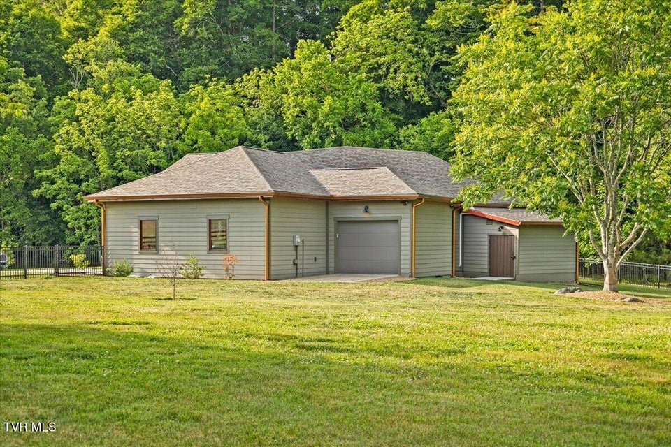 Photo #76: 375 Middle Creek Road