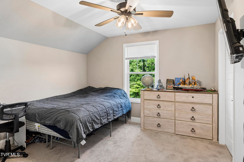 Photo #36: 101 Grants Way