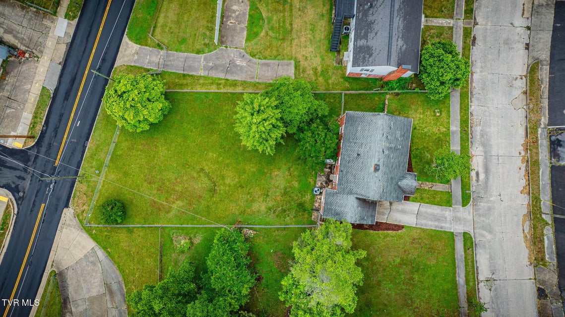 Photo #27: 110 Park Drive