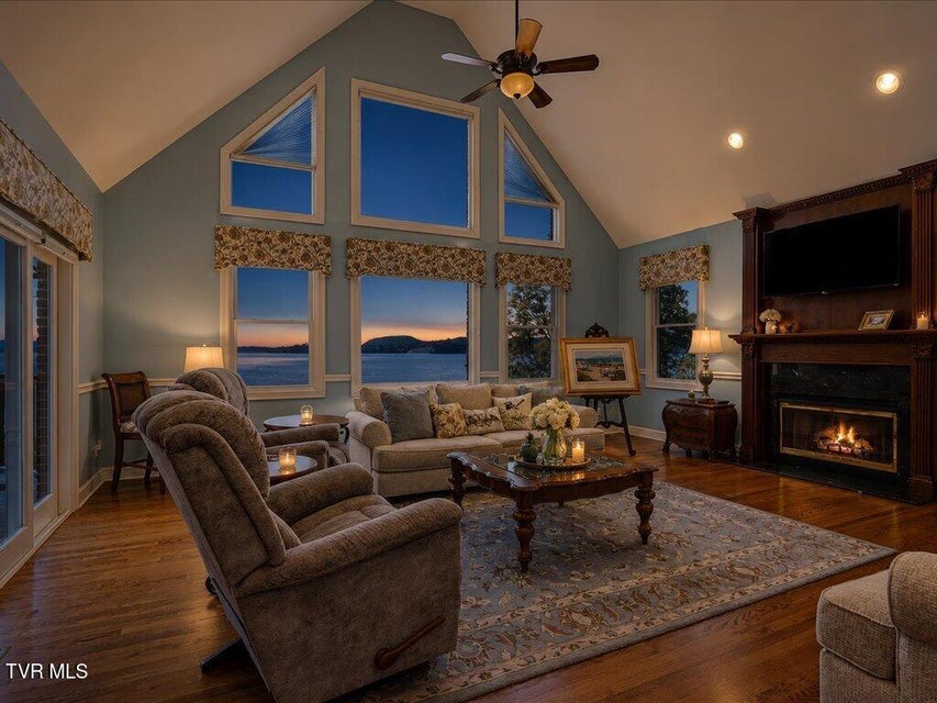 Photo #81: 1881 Pointe Drive