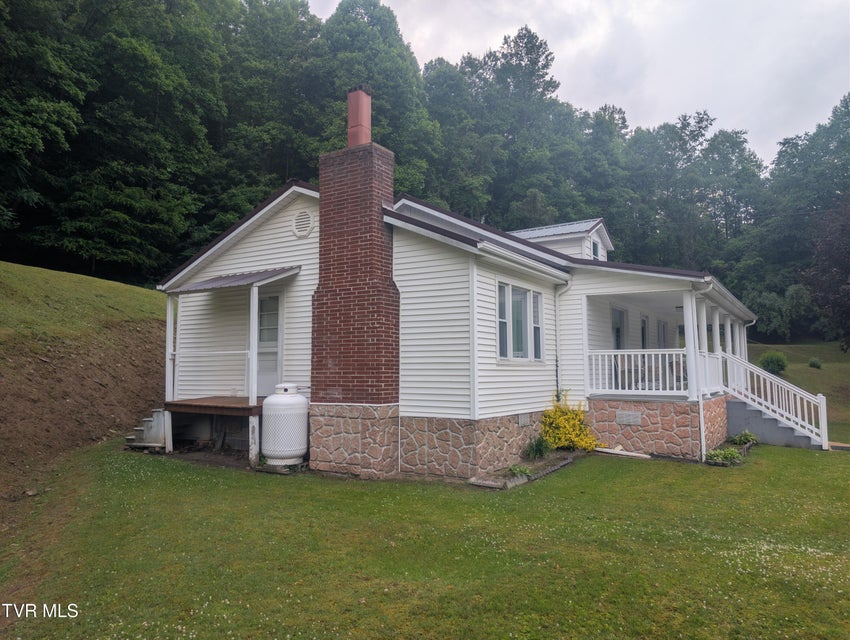 Photo #2: 9912 Sandlick Road