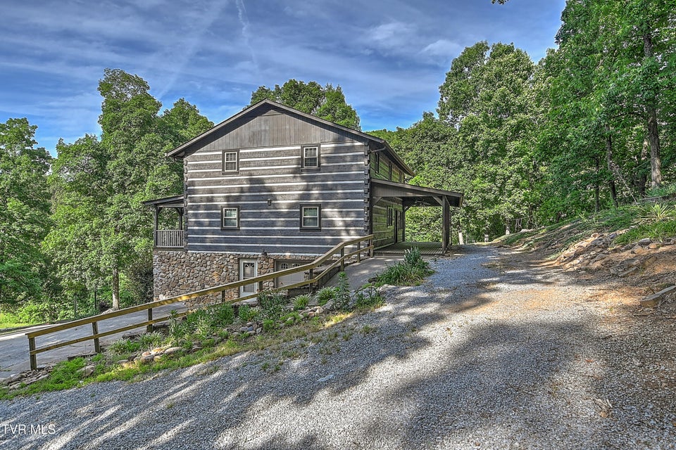 Photo #3: 375 Lick Hollow Road