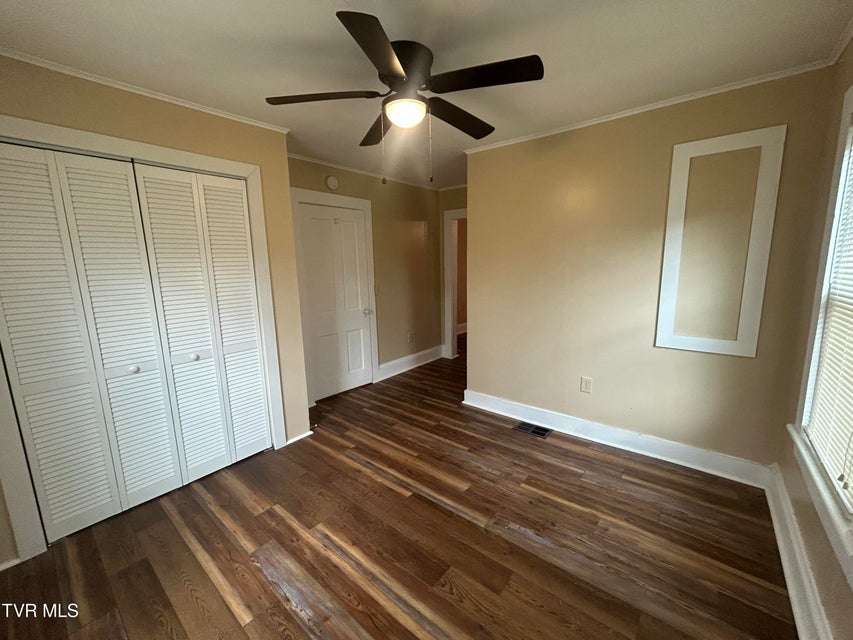 Photo #12: 518 Spring Avenue