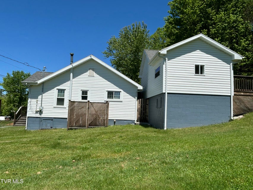 Photo #7: 518 Spring Avenue