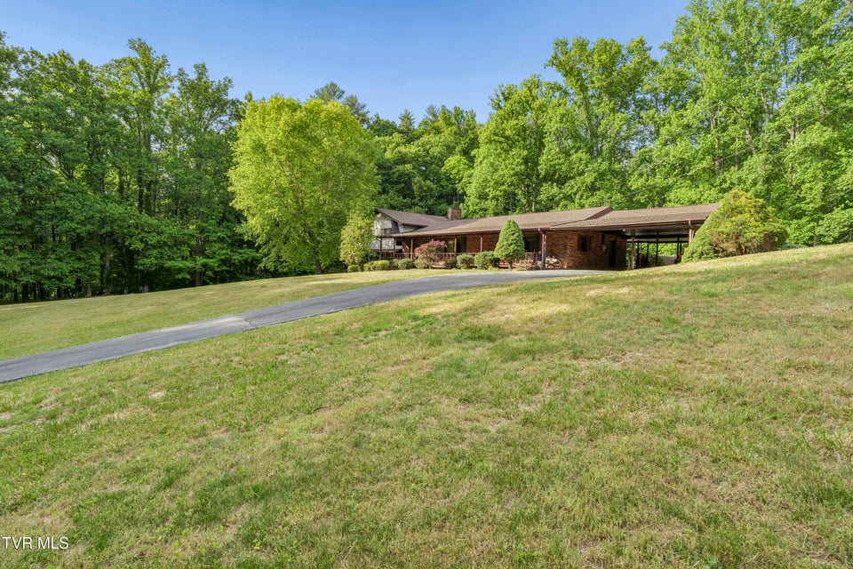 Photo #3: 128 Lum Mcintosh Road