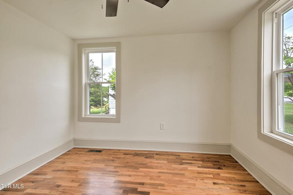 Photo #19: 268 Cherokee Road