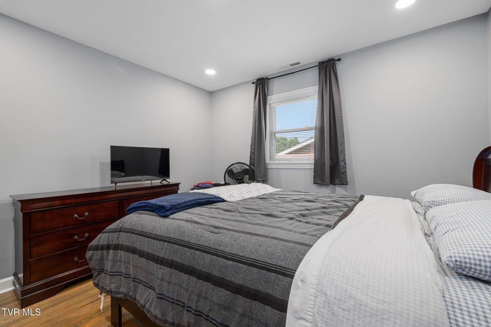 Photo #14: 1214 Ledford Street