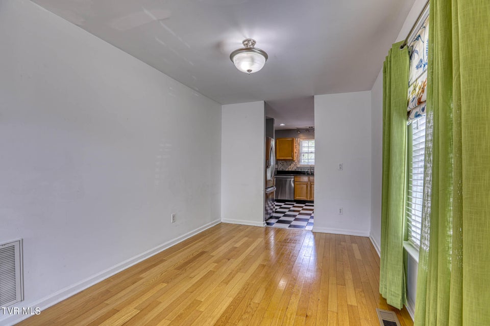Photo #35: 2216 Sherwood Road