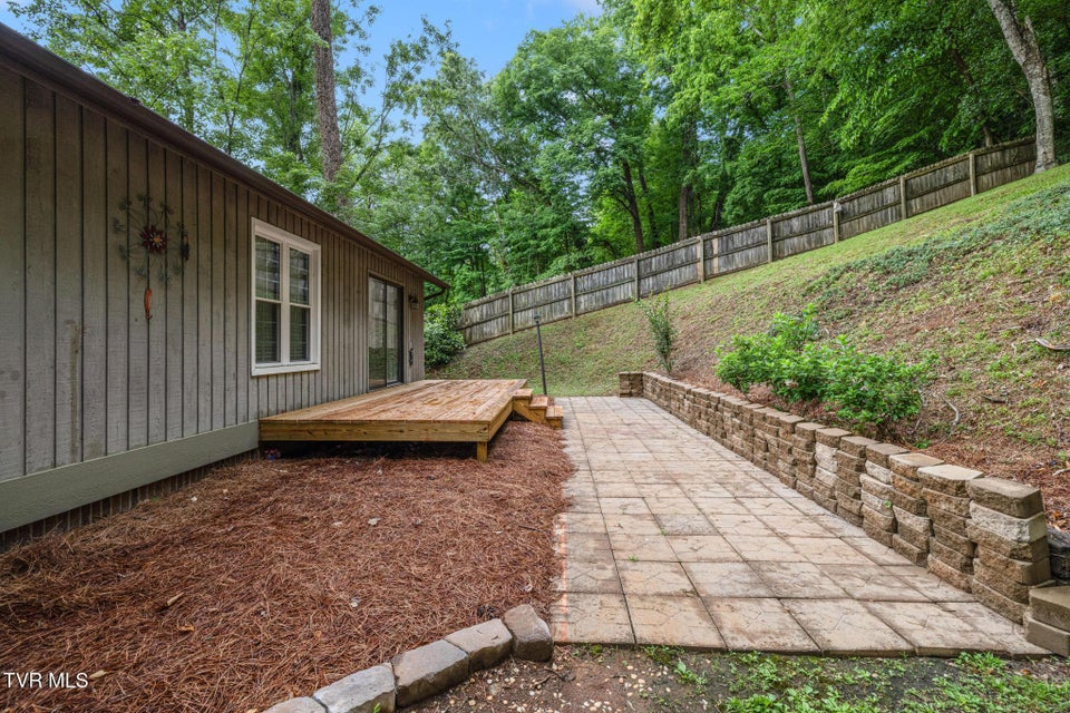 Photo #9: 707 Lazywood Drive