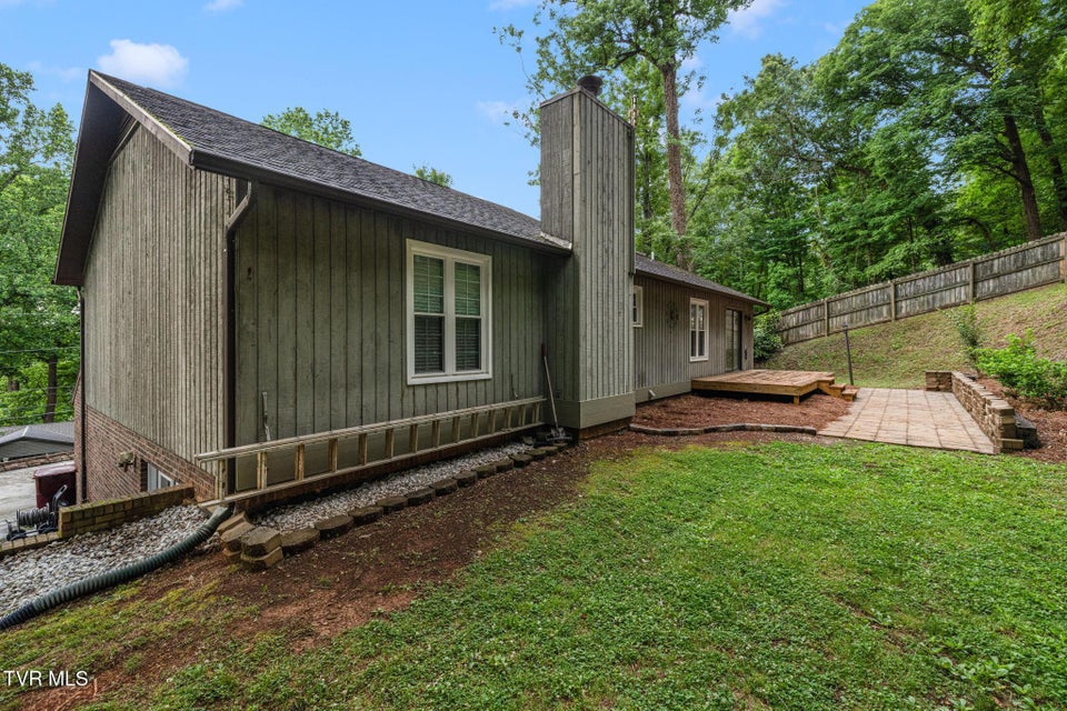 Photo #12: 707 Lazywood Drive