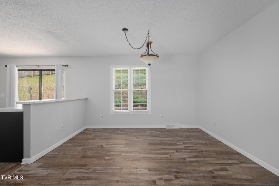 Photo #19: 707 Lazywood Drive