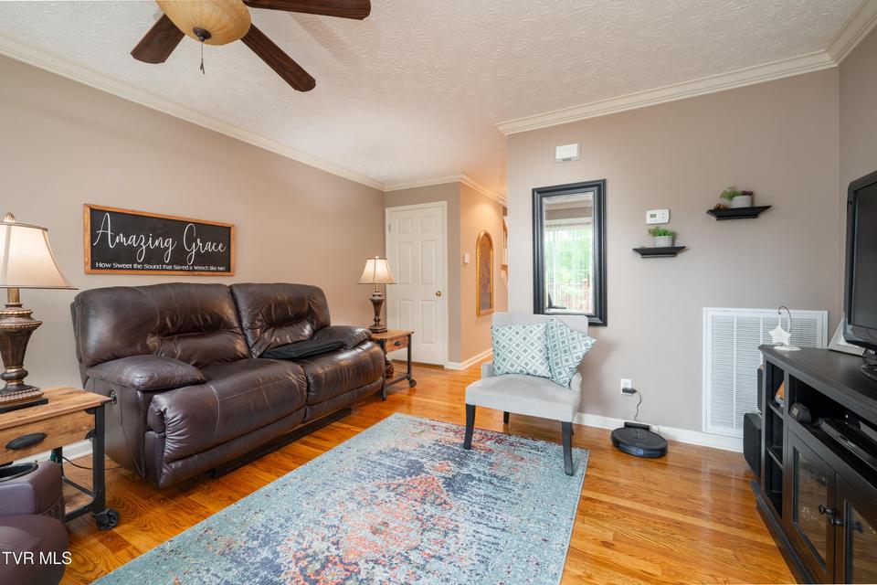 Photo #3: 1723 Blakewood Court