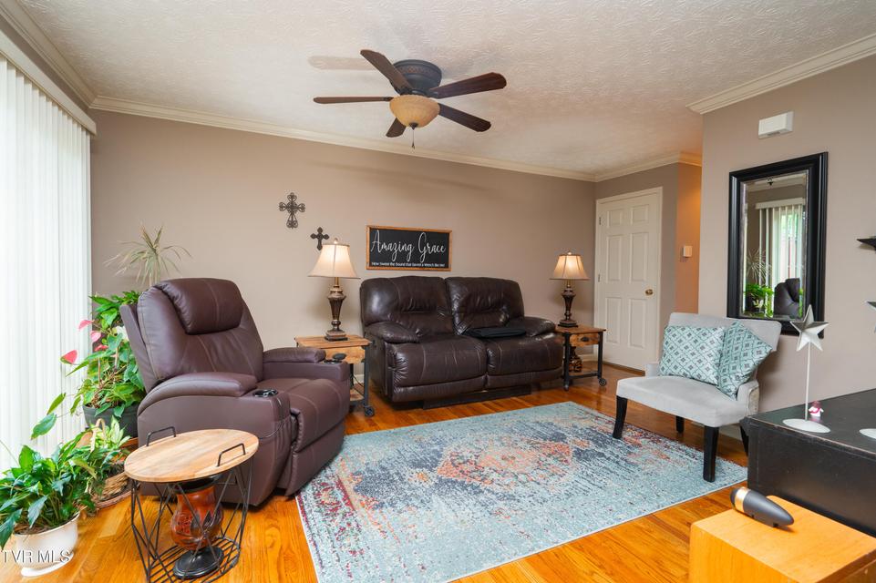Photo #4: 1723 Blakewood Court