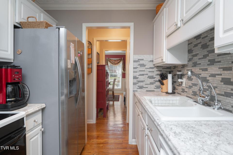 Photo #7: 1723 Blakewood Court