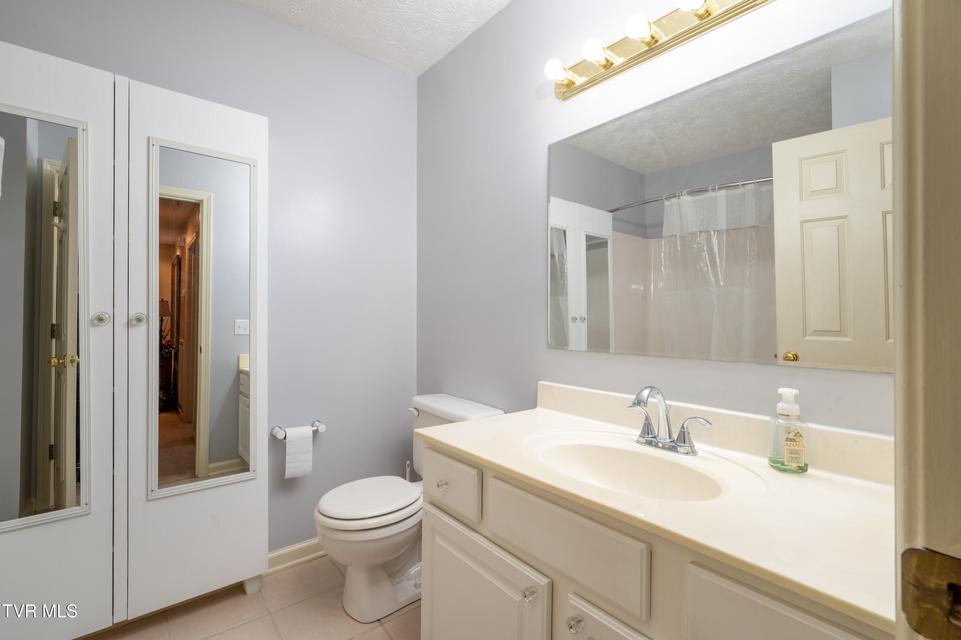 Photo #18: 1723 Blakewood Court