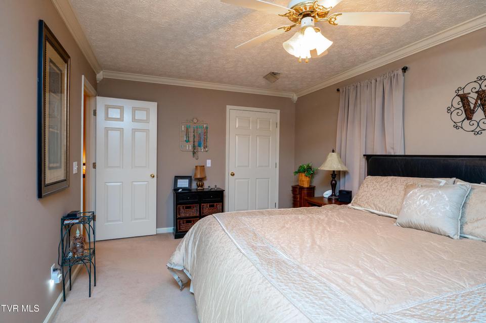 Photo #20: 1723 Blakewood Court