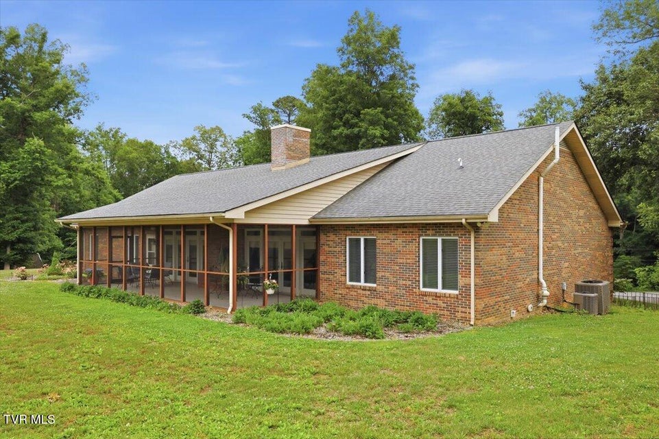 Photo #6: 165 Fairway Drive