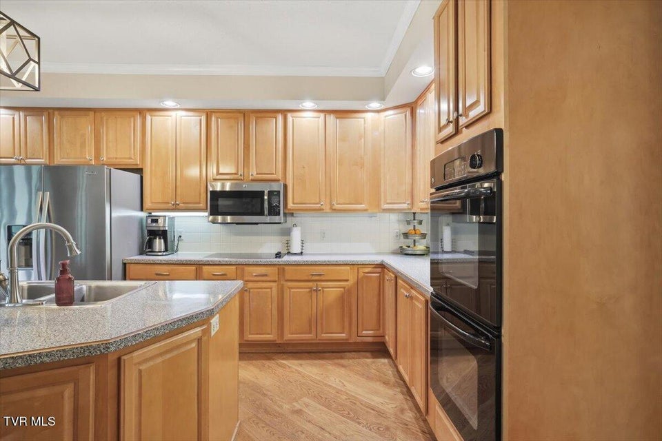 Photo #35: 165 Fairway Drive