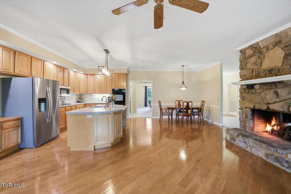 Photo #36: 165 Fairway Drive