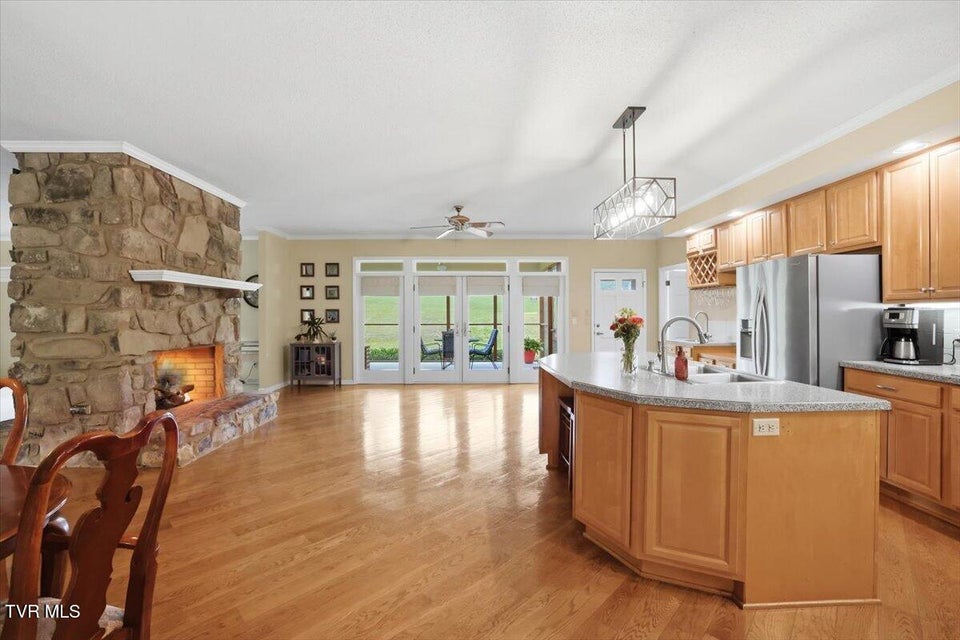 Photo #12: 165 Fairway Drive