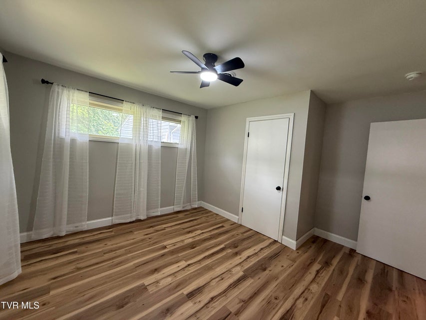 Photo #11: 2358 Anderson Street