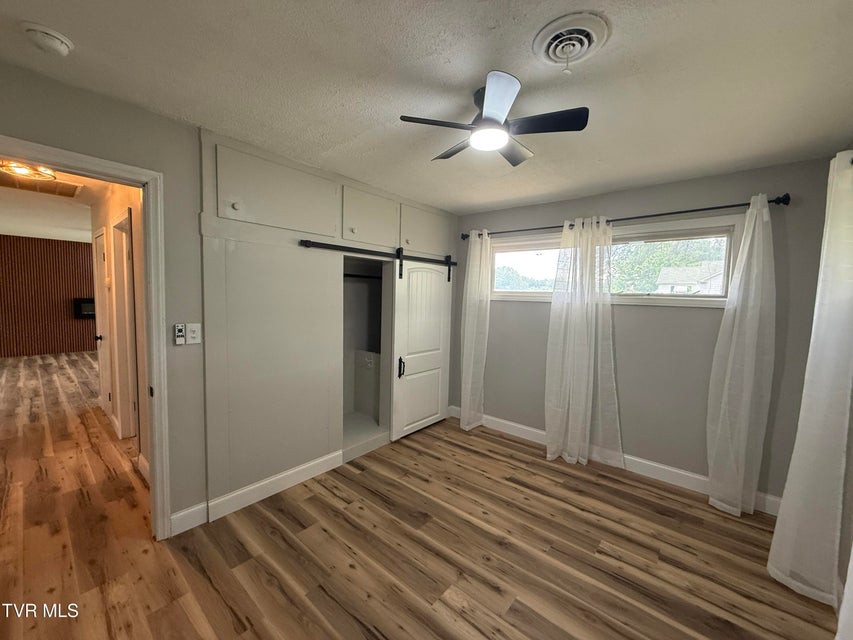 Photo #13: 2358 Anderson Street