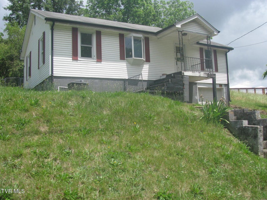 Photo #2: 129 Fredrick Street