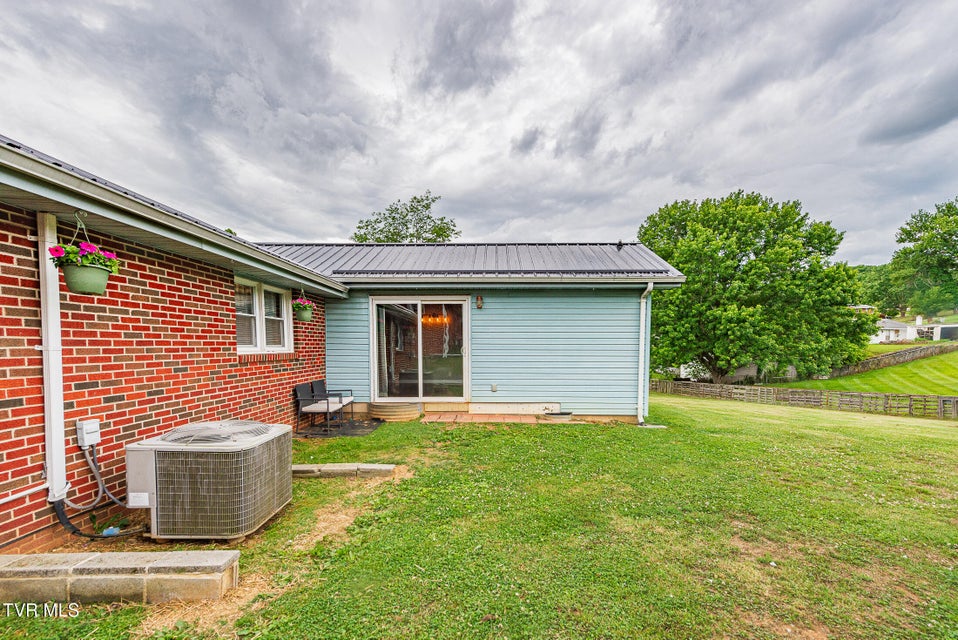 Photo #47: 1115 Qualls Road