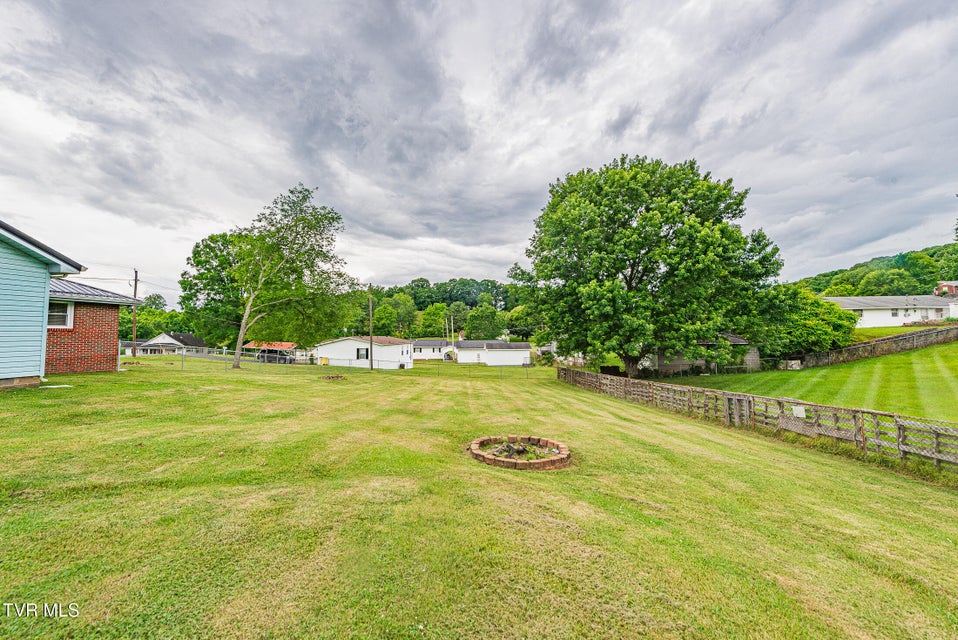 Photo #39: 1115 Qualls Road