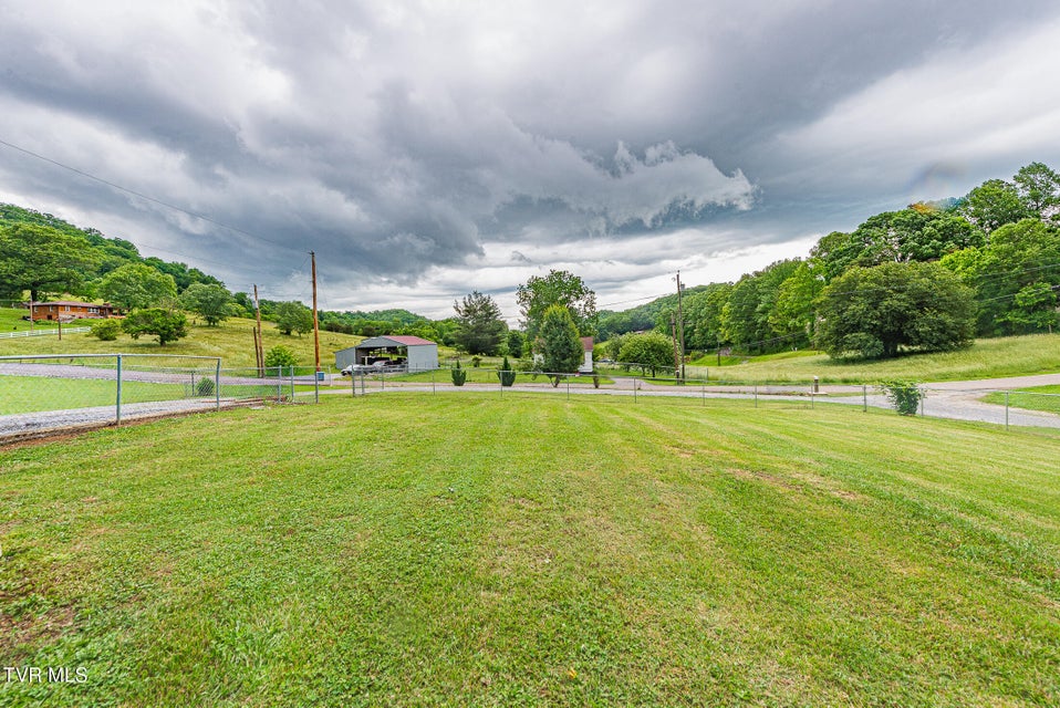 Photo #33: 125 Fern Lane