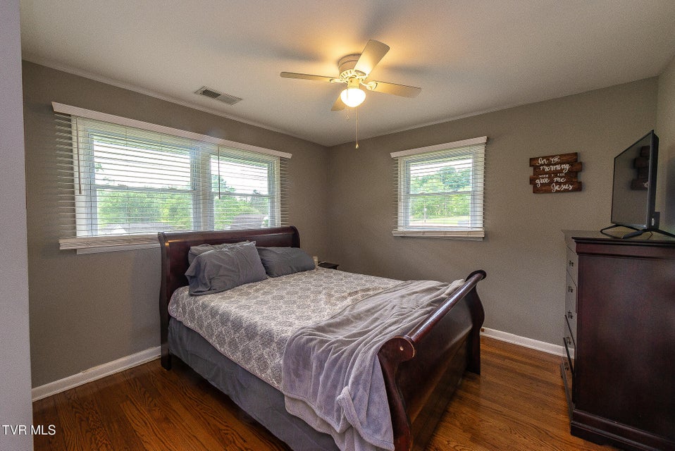 Photo #24: 1115 Qualls Road