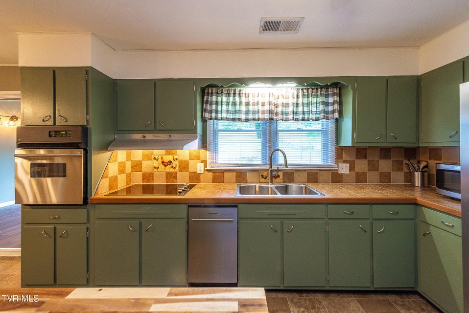 Photo #14: 1115 Qualls Road
