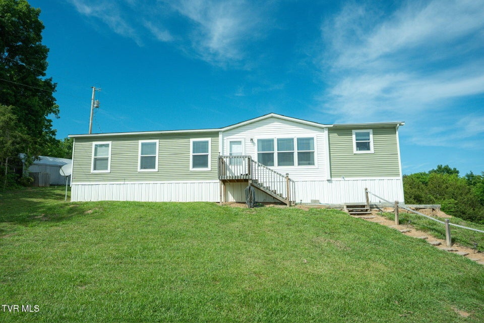 Photo #3: 290 Smith Hollow Road