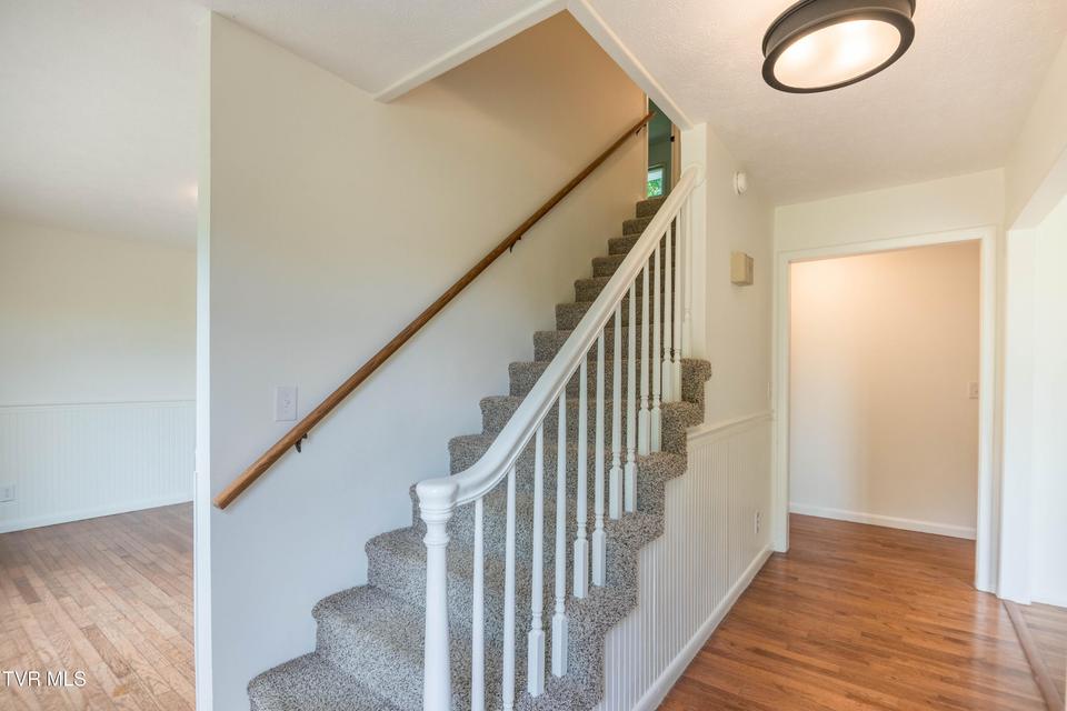 Photo #5: 1404 Brentwood Drive