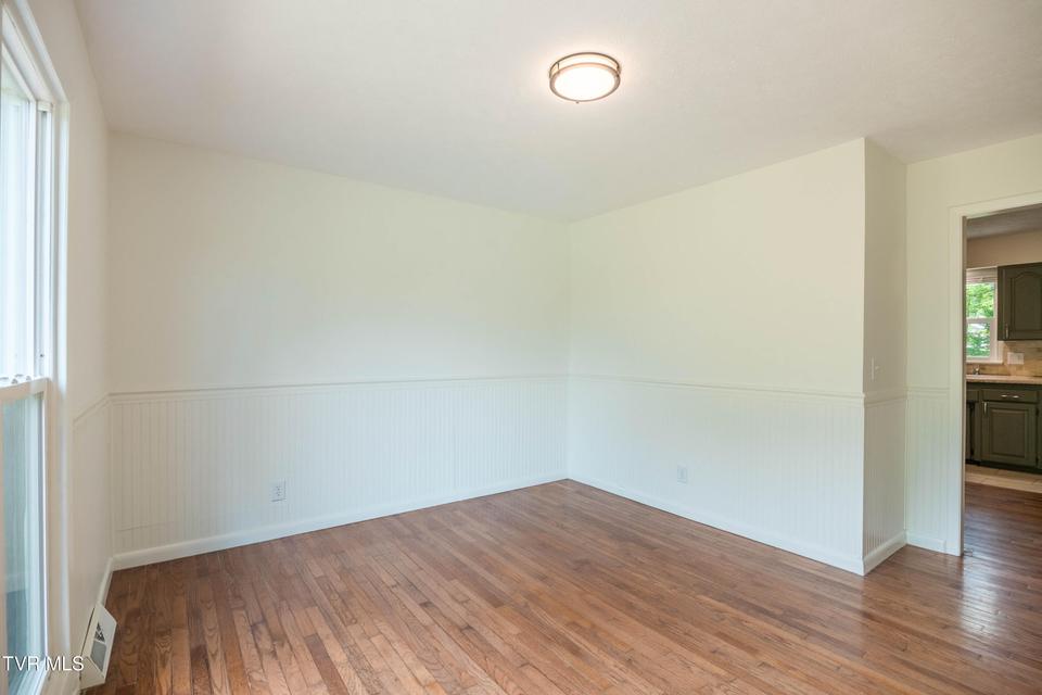 Photo #6: 1404 Brentwood Drive