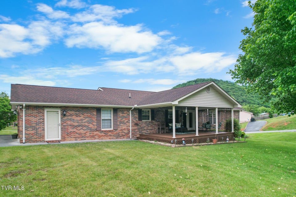 Photo #31: 301 Carol Hill Drive