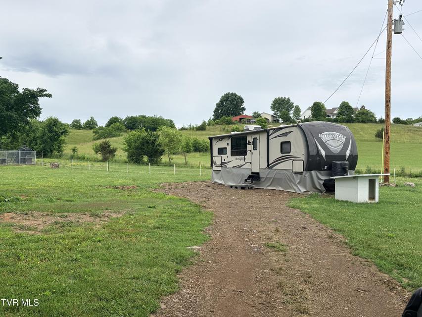 Photo #29: 830 Toby Road