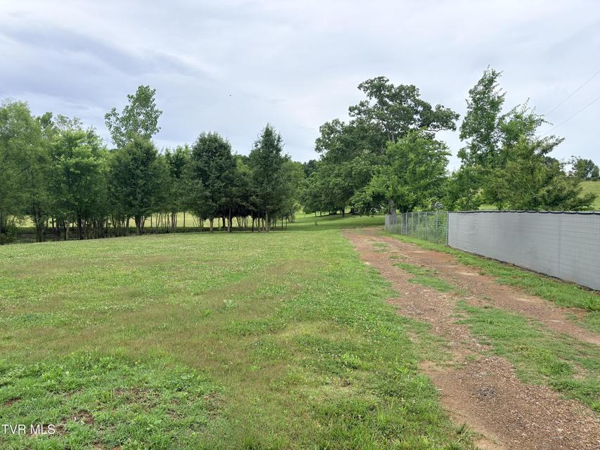 Photo #32: 830 Toby Road