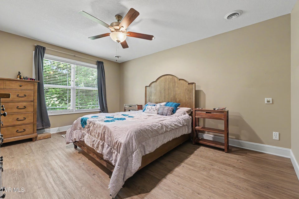 Photo #19: 919 Martingale Drive